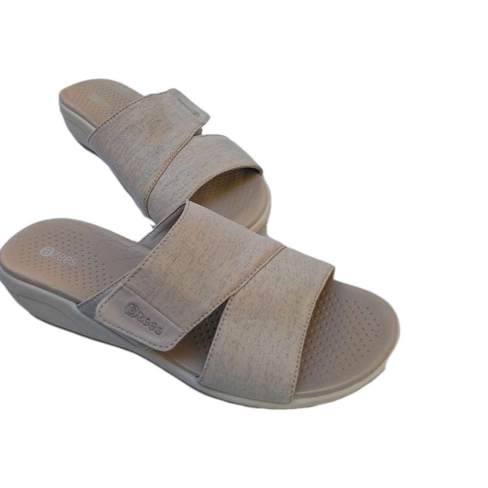 BZees Womens Carefree Sporty Slide Sandal Sand Fabric Size 11 Slip-On Low Wedge